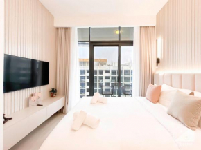 Opulent Studio with Balcony at Aziz Riviera
